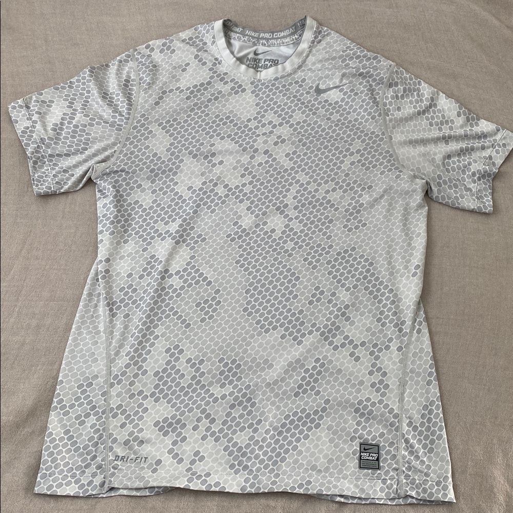 Men’s Nike Pro Combat Dri-Fit Fitted Tee
